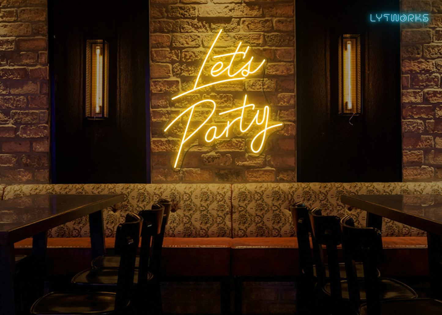 Neon "Lets Party"