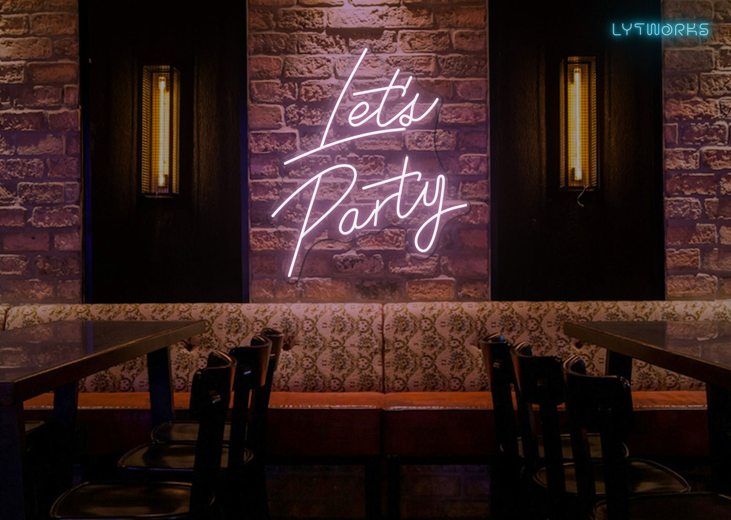 Neon "Lets Party"