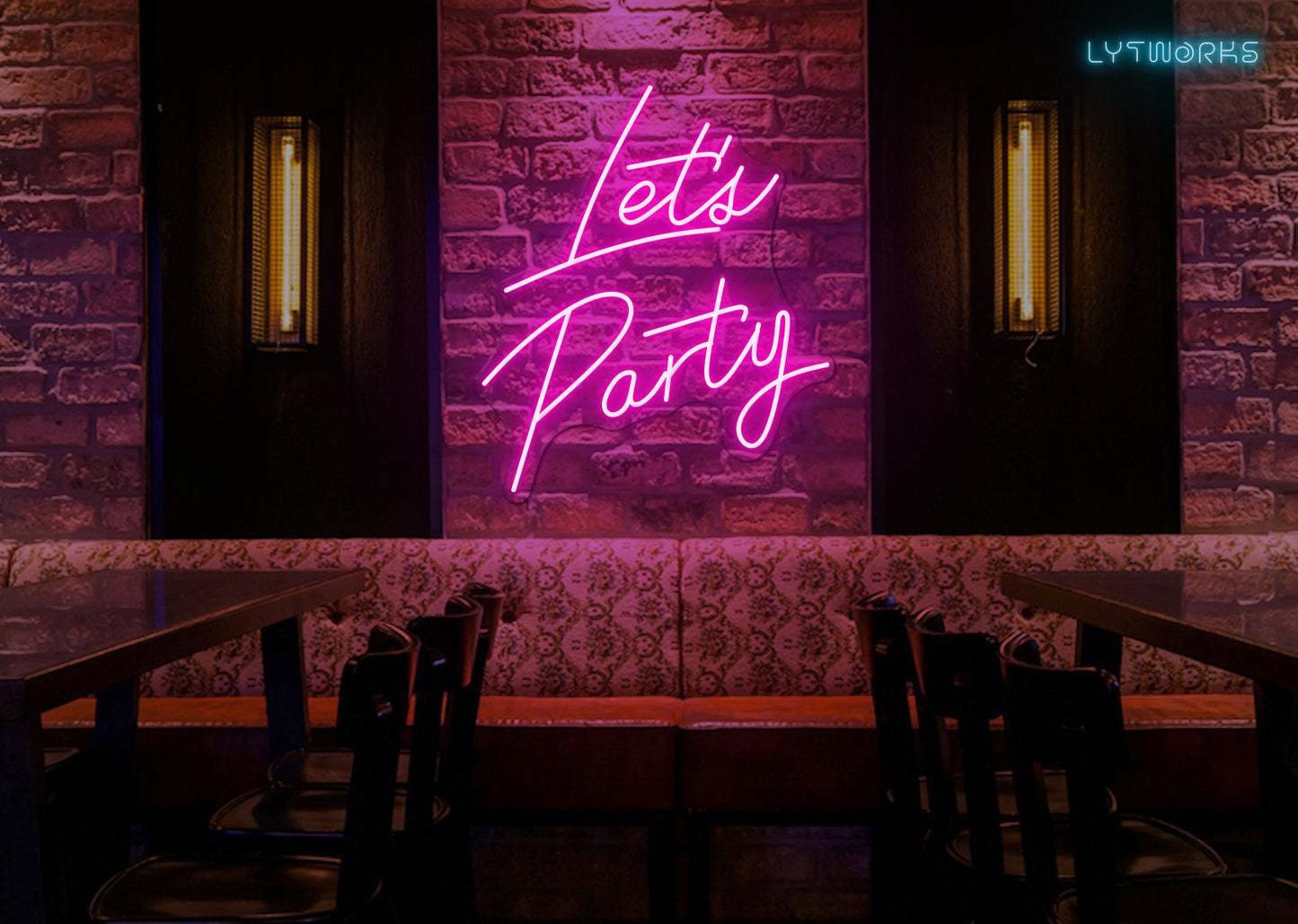 Neon "Lets Party"