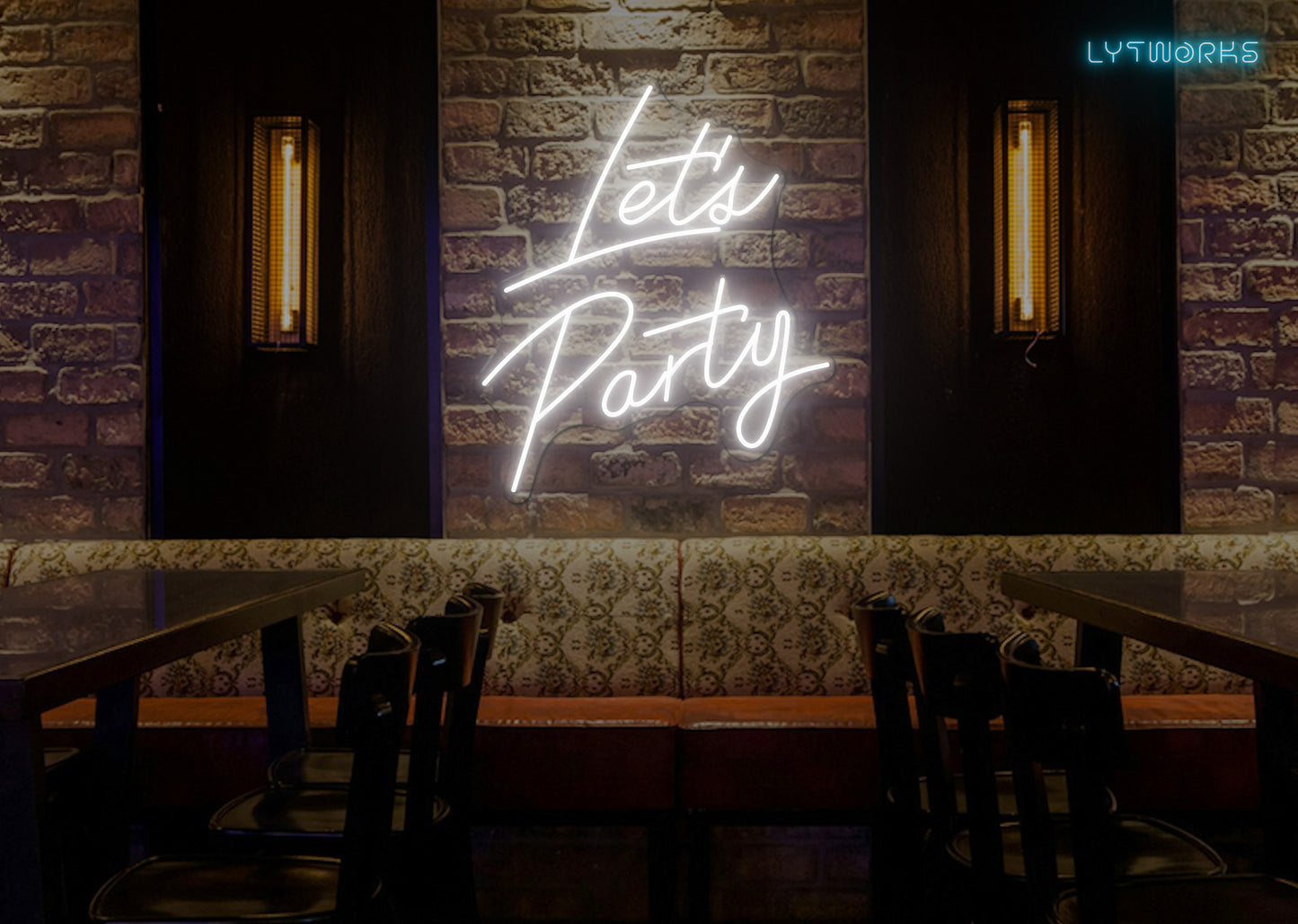 Neon "Lets Party"