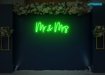 Neon "Mr & Mrs"