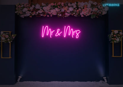 Neon "Mr & Mrs"
